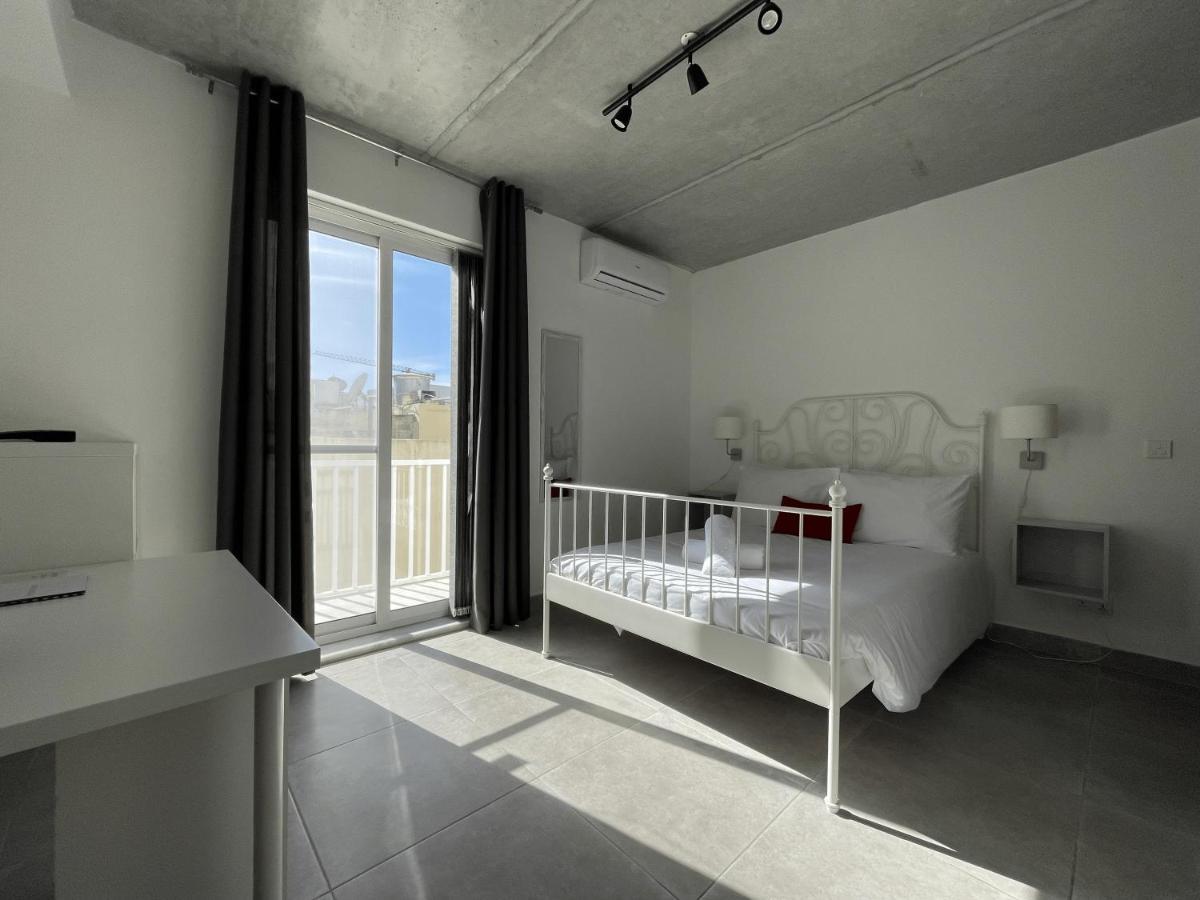 Casa Leon Malta Hotel San Ġiljan Buitenkant foto