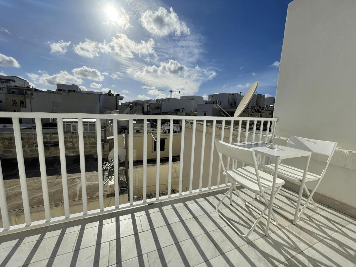 Casa Leon Malta Hotel San Ġiljan Buitenkant foto