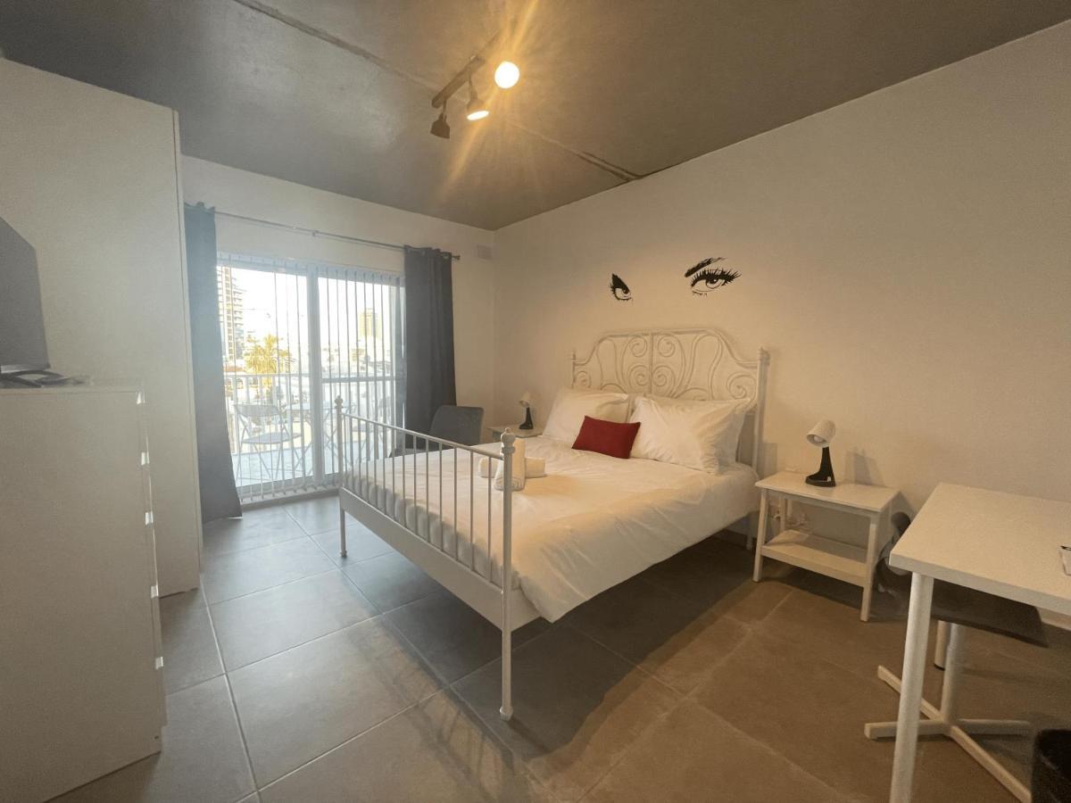 Casa Leon Malta Hotel San Ġiljan Buitenkant foto